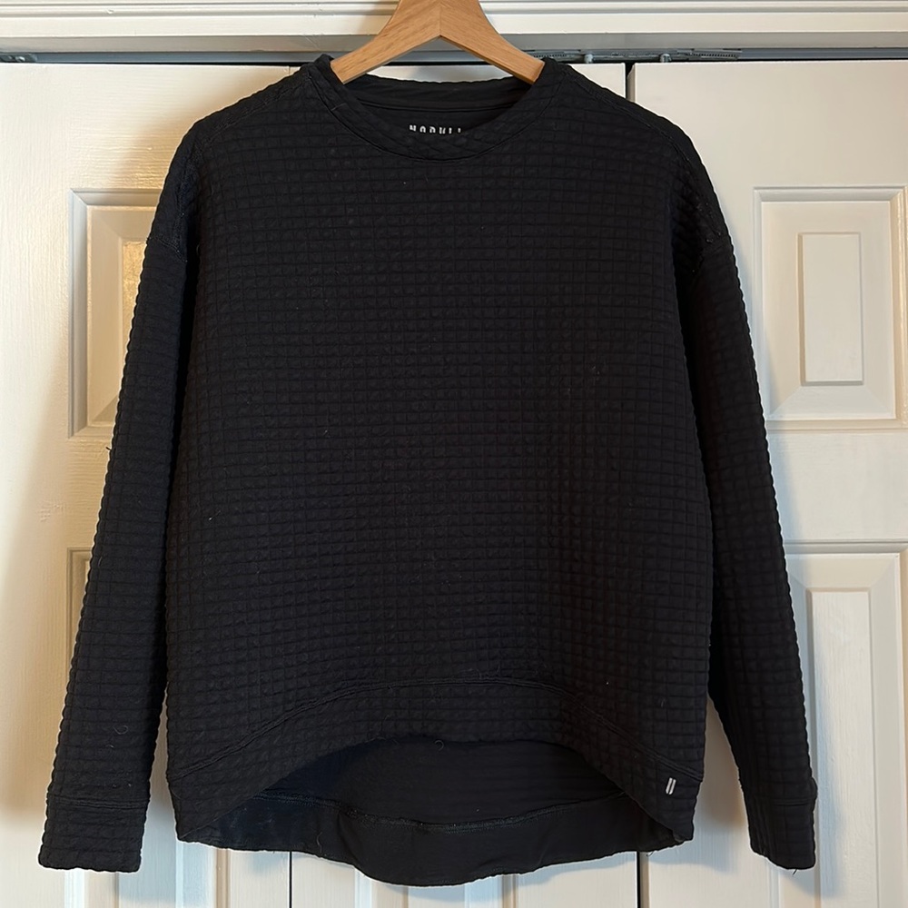 Nobull quilted crew pullover